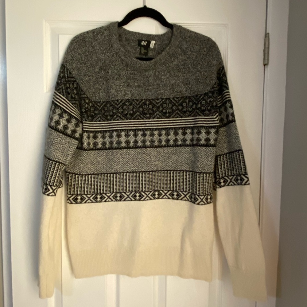** MENS H&M PATTERNED WOOL SWEATER **